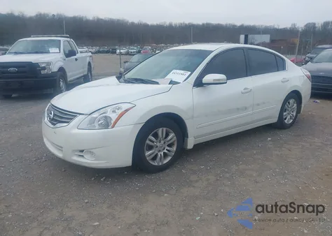 2010 Nissan Altima 2.5 S z USA, uszkodzony, nr VIN 1N4AL2AP2AN494696